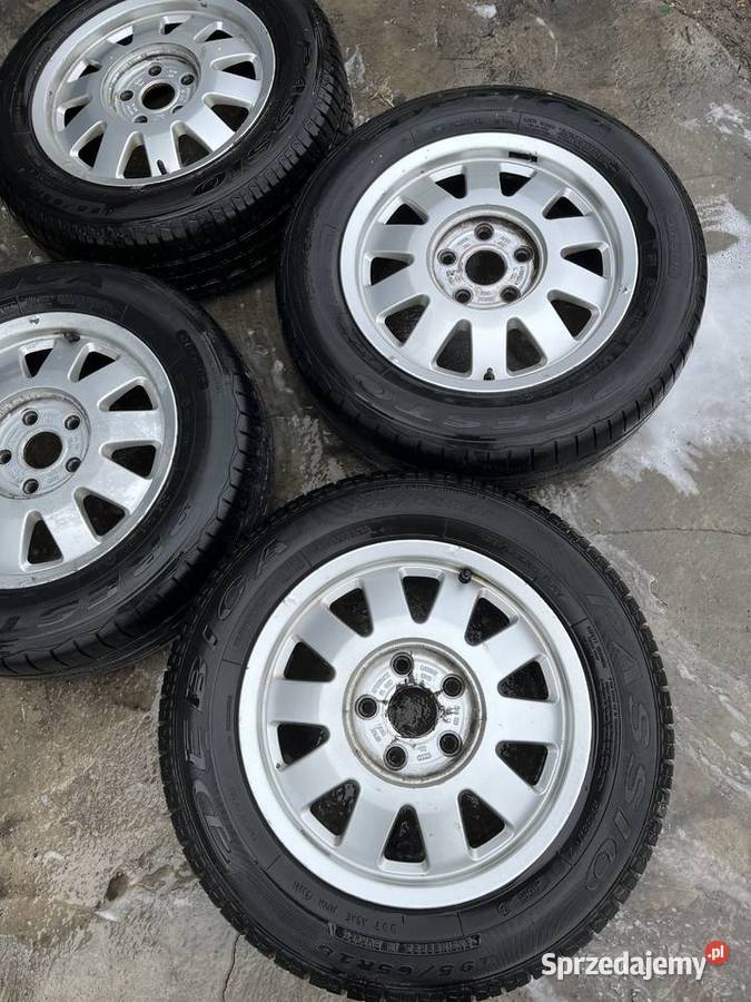 Alufelgi 15 z oponami Audi lubelskie Krupe sprzedam