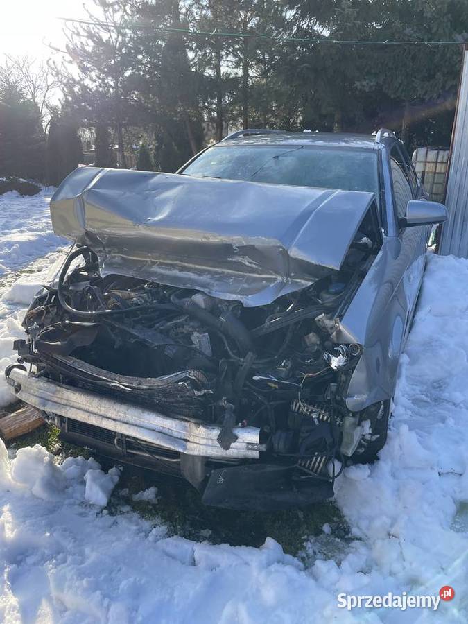 Powypadkowe Audi A4 B7 18 T Avant multitronic Stobierna