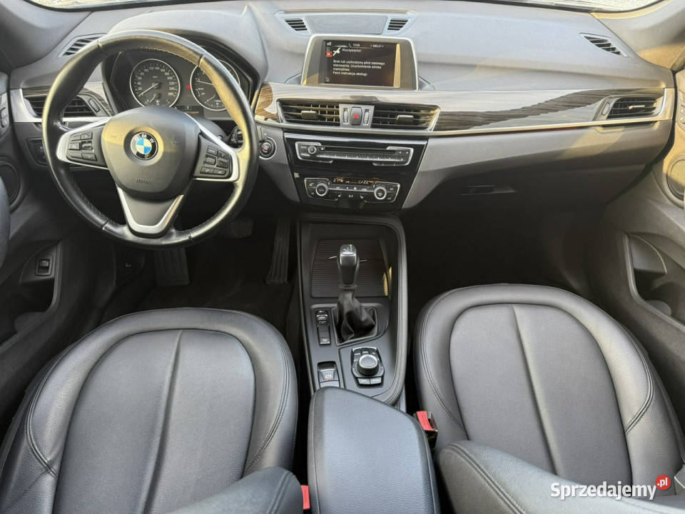 BMW X1 BMW X1 28i 20 245 xDrive kamera II F48 relingi dachowe