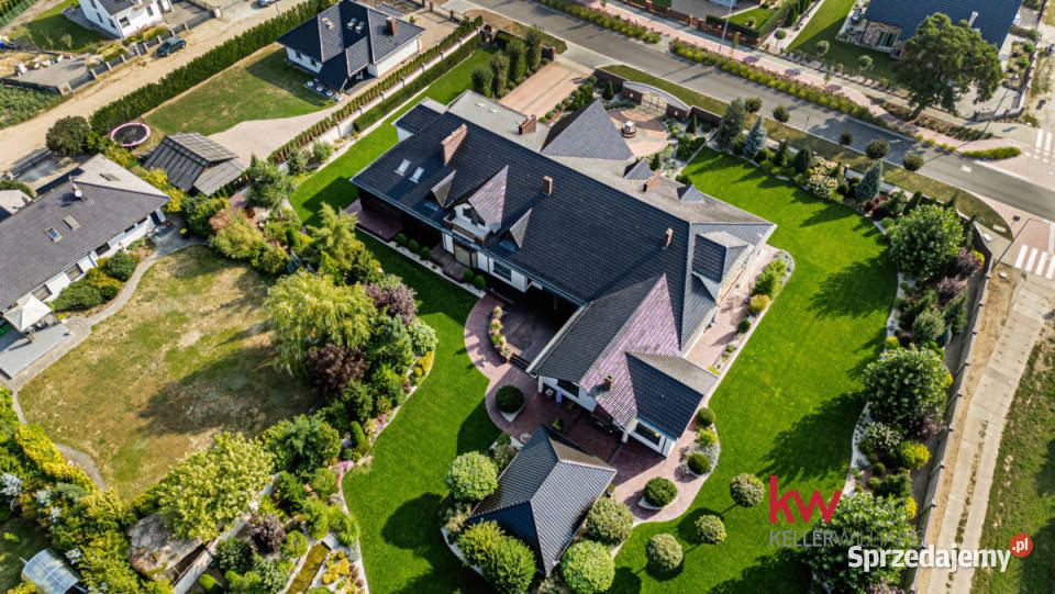 Dom wolnostojący 1157m2 Pniewy