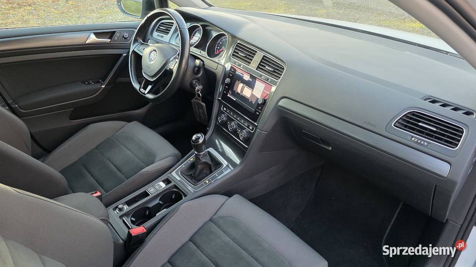 16 TDI 116 Navi 2xPDC Ks Serwisowa Zadbany lakier metallic śląskie Jastrzębie-Zdrój sprzedam