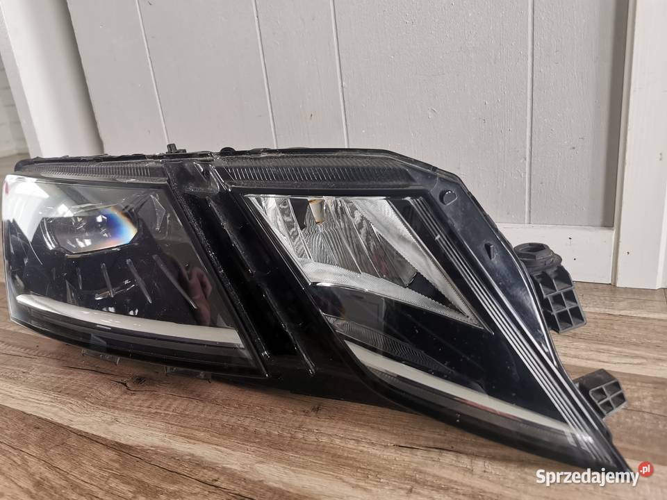 LAMPA PRZÓD PRAWA 5E1941016D OCTAVIA III LIFT 16 osobowe dolnośląskie Pielgrzymka