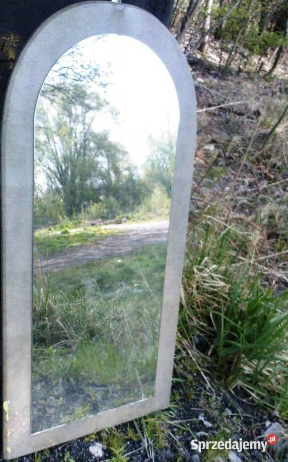 Lustro w kształcie łuku o wysokości około 120 Knurów