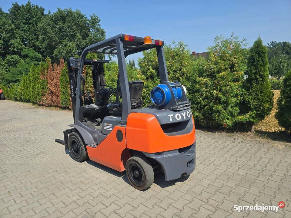 TOYOTA 028FGF25 TRIPLEX 2018 PRZYGOTOWANY Godziesze Małe