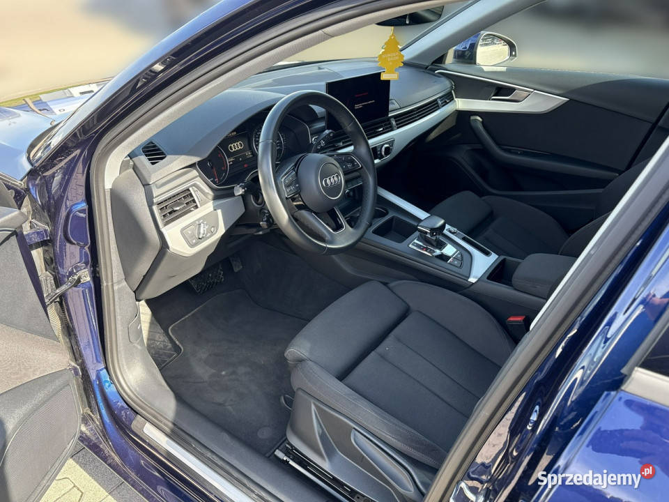 Audi A4 B9 2015 Komorniki