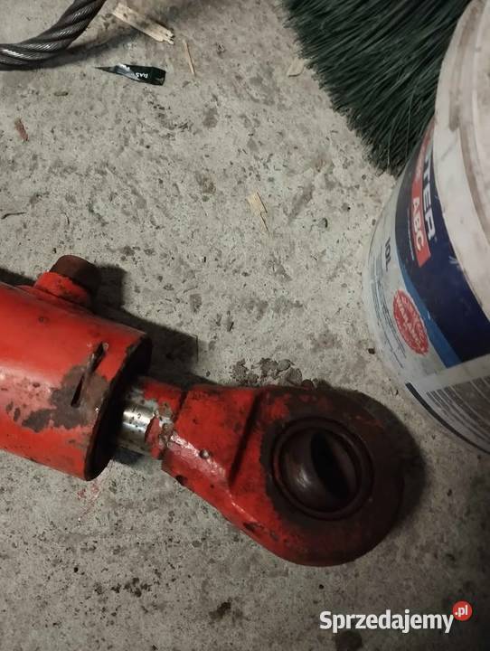 Sprzedam siłownik z kombajnu posejdon Rolnictwo Krasnystaw