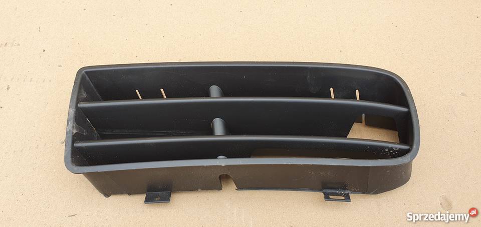 VW GOLF IV KRATKA ZDERZAKA LEWA 190853665B osobowe Karoseria Bieleń