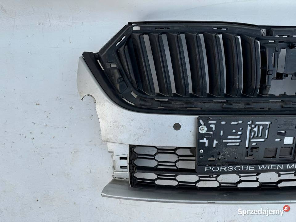 ATRAPA GRIL GRILL SKODA OCTAVIA 4 IV 5E3853653 osobowe