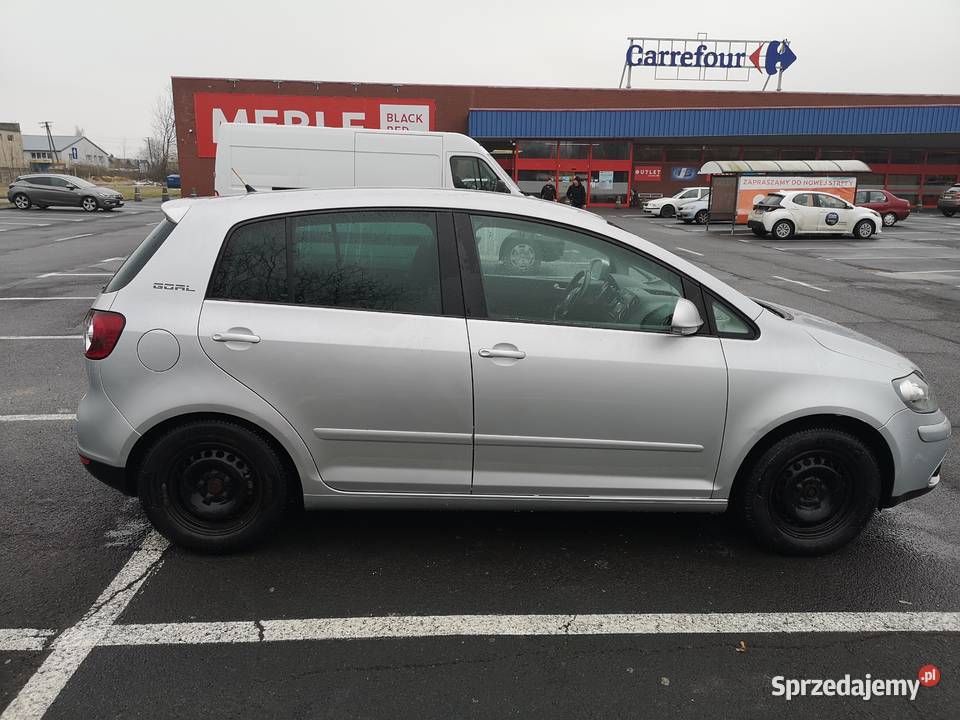 VW Golf 5 plus GOAL 16mpi 102 benzyna pierwszy przyciemniane szyby łódzkie Sieradz sprzedam