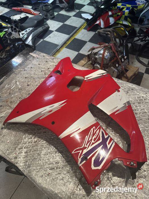 Suzuki GsxR 750 Gsxr Bok Przednia Prawa Owiewka