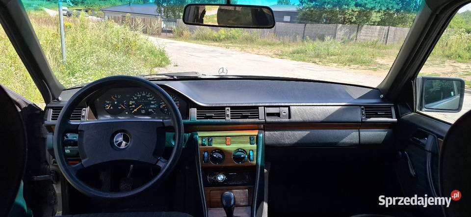 MercedesBenz 230E W124 23 KEJetronic Benzyna radio Kielce
