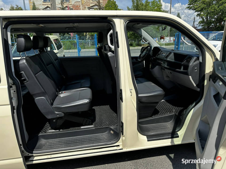Volkswagen Caravelle T6 Caravelle do przewozu Syców