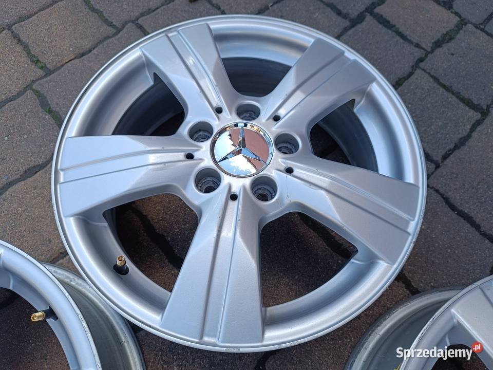 Komplet 4 sztuki Alufelgi r16 felgi aluminiowe Częstochowa