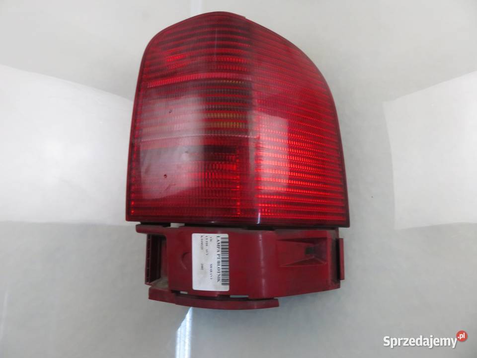 LAMPA PRAWA TYLNA VW SHARAN I