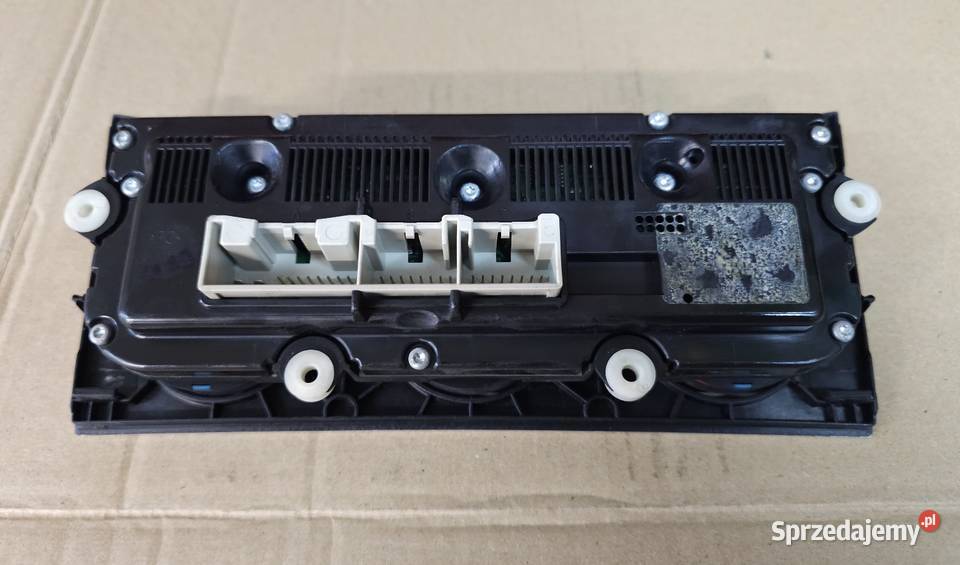 VW Passat B6 Panel Klimatyzacji Climatronic Klępicz