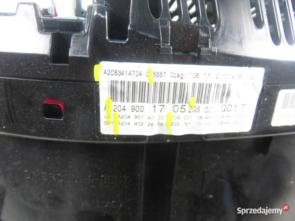 LICZNIK MERCEDES S204 200 CDI 2049001705