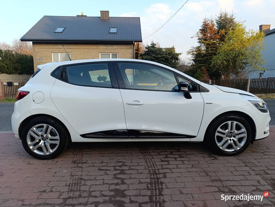Renault Clio 12 benzyna 2018r serwisowany NAVI śląskie Koziegłowy