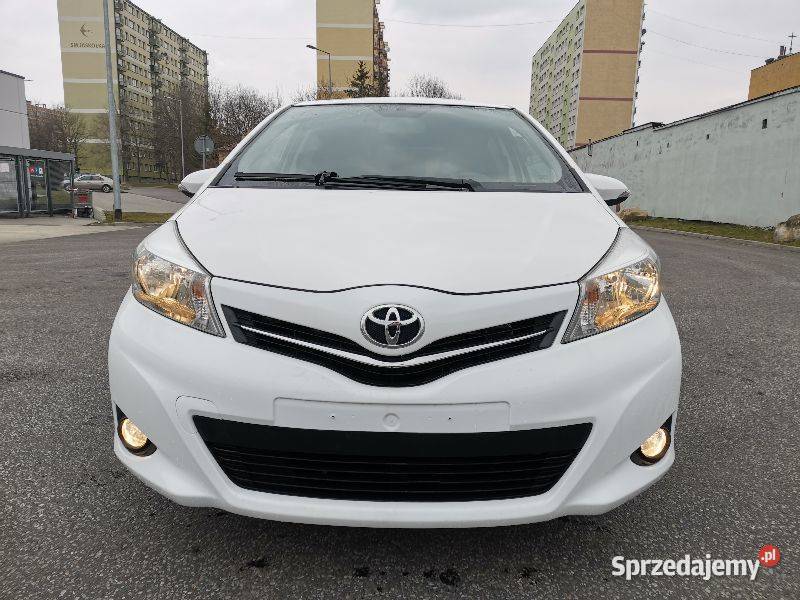 Bezwypadkowa i serwisowana Toyota Yaris małopolskie Tarnów sprzedam
