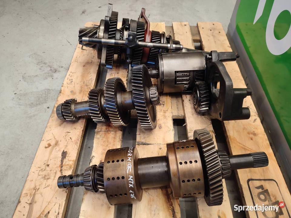 Kosz skrzyni biegów McCormick MTX 175 Wilkowo sprzedam