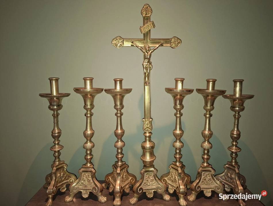 Zestaw ołtarzowy krucyfiks i lichtarze Pozostałe Kraków
