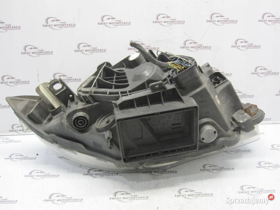 BMW E82 10r lampa lewa przód ANGLIK 724965101 Lampy przednie
