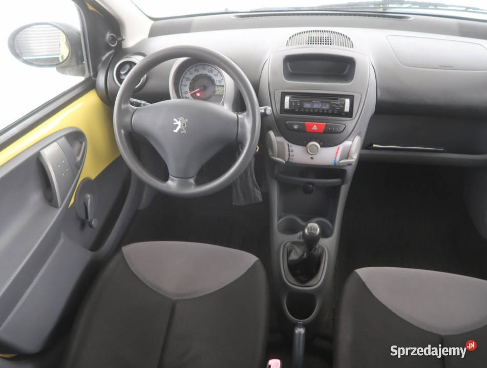 Peugeot 107 10 Hatchback Bielany Wrocławskie