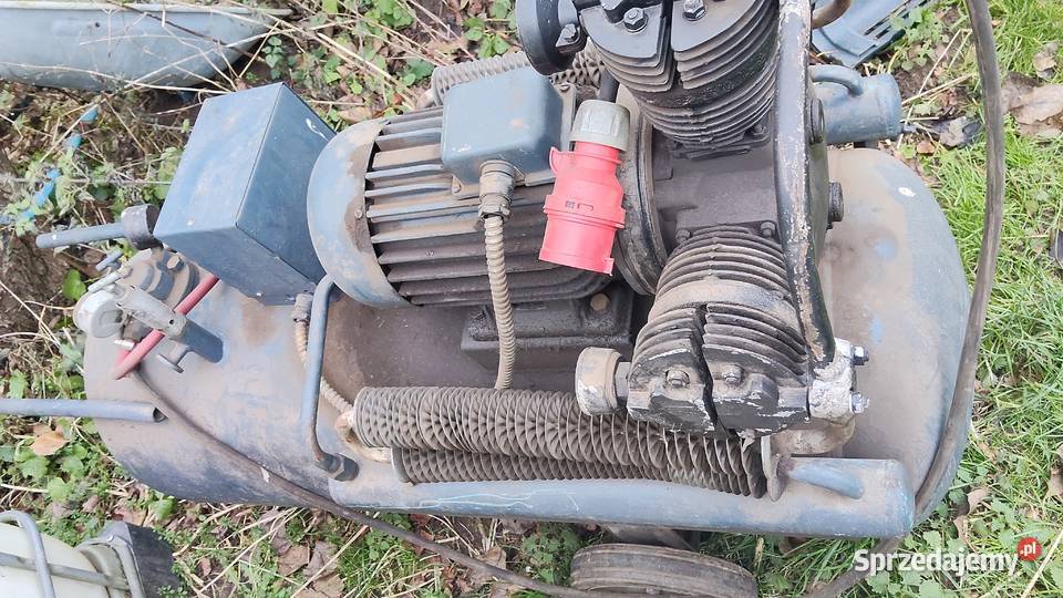 Sprężarka trzy tłokowa 200litr Motoryzacja pomorskie
