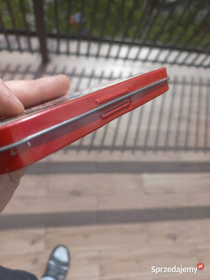 Stare śliczne metalowe pudełko Hoffmann swiss Piastów sprzedam