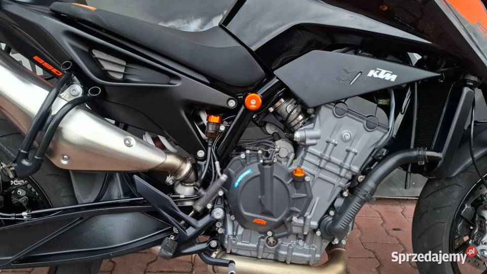 KTM 890 Duke R 2021 sprzedam
