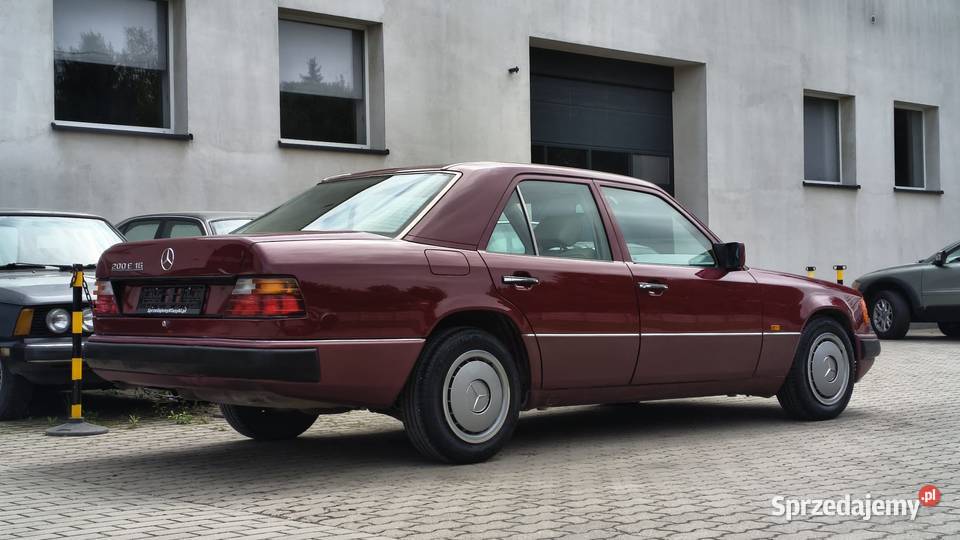 MercedesBenz W124 E200 16V 1993 Klasyk z Włoch W124 łódzkie Zgierz sprzedam