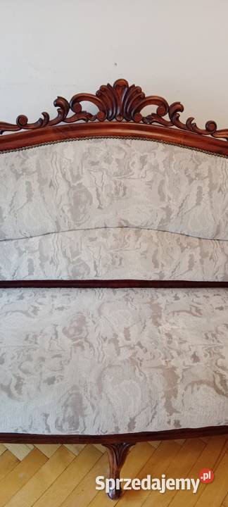 Sofa w stylu ludwikowskim Reda