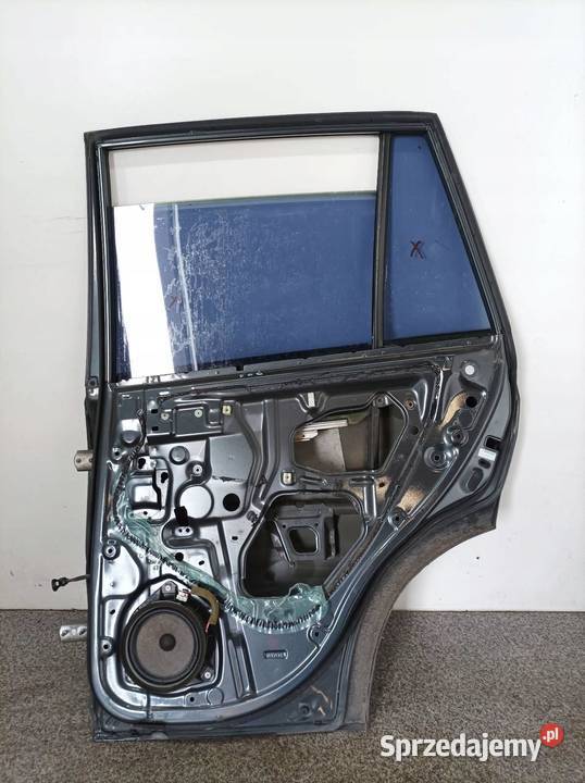 DRZWI PRAWE TYŁ 1E0 Toyota RAV4 II 20002005