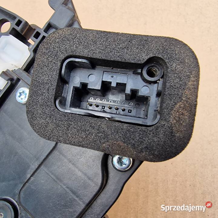 SKODA VW TCROSS SEAT ZAMEK DRZWI 10B837016B