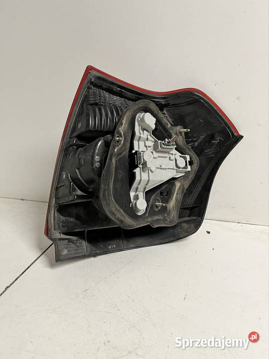Toyota Corolla e12 lift lampa lewa tył tylna Lampy tylne mazowieckie Solec nad Wisłą sprzedam
