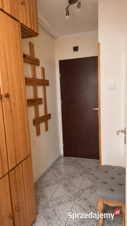 Chrobrego 4487 m 2 pokoje balkon remoncie sprzedam