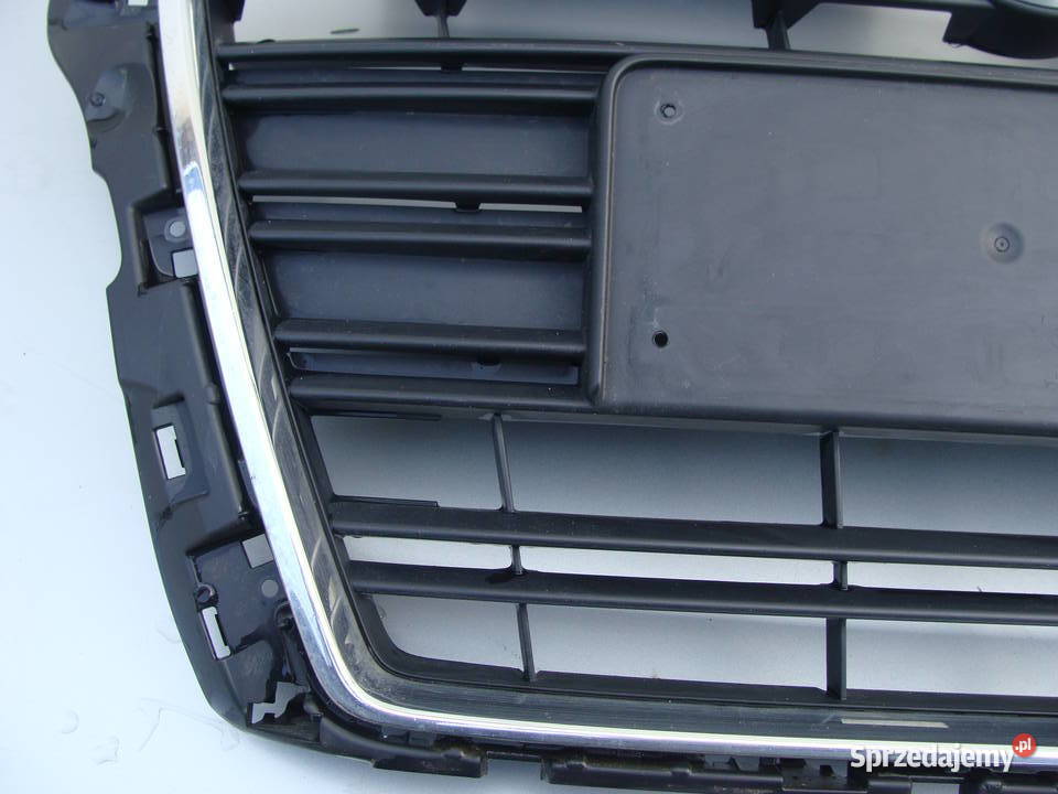 AUDI A3 LIFT GRILL ATRAPA CHŁODNICY 8V3853651AA Karoseria Części samochodowe Goleniów