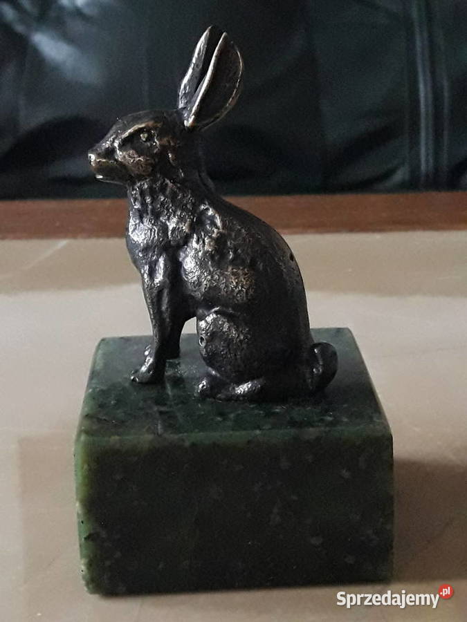 Zajączek z mosiądzu na marmurze rękodzieło antia Janów Lubelski sprzedam
