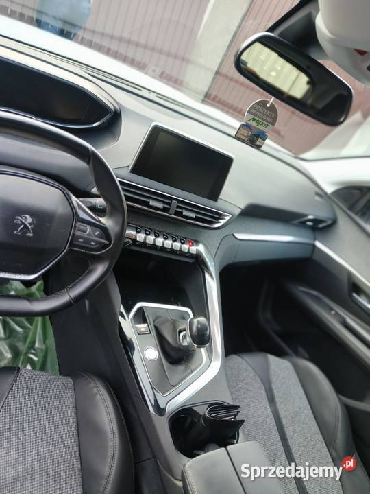 Biały Peugeot 3008 ll 12 benzyna zadbany 2016 r Sieroszewice