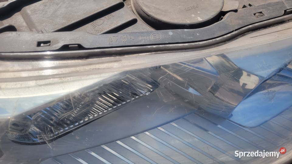 CITROEN C5 III X7 PRAWY REFLEKTOR LAMPA PRAWA osobowe Ruda Śląska