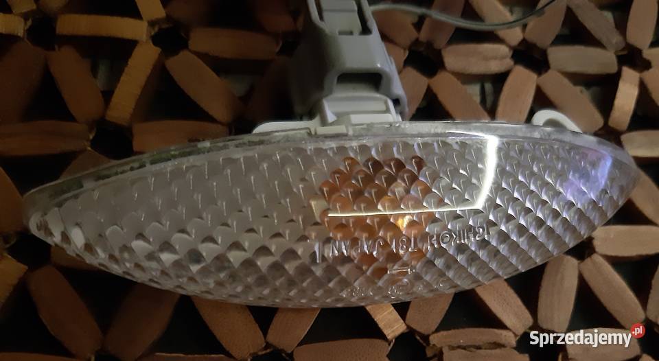 Kierunkowskaz prawy lewy Toyota Yaris 2004 Prawe