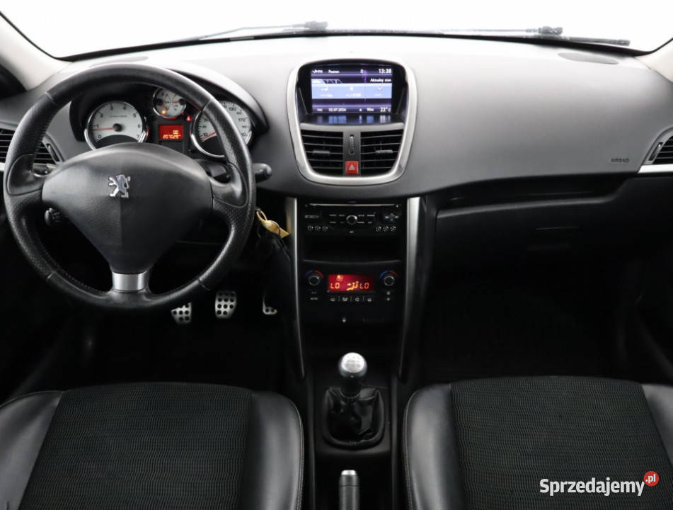 Peugeot 207 16 16V klimatyzacja