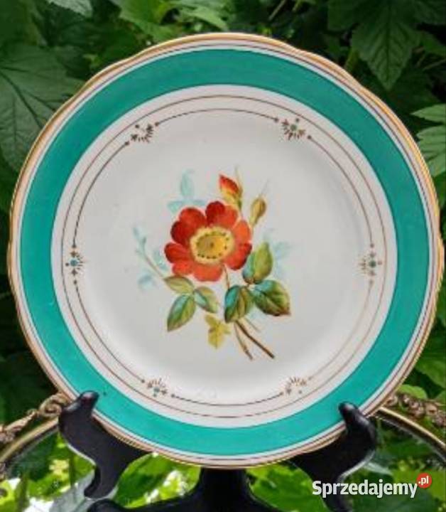 Śliczny talerz z bordiurą w kolorze Tiffany Blue