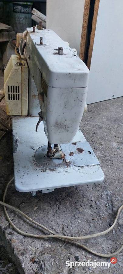 Maszyna do szycia rosyjska uszkodzona Starachowice sprzedam