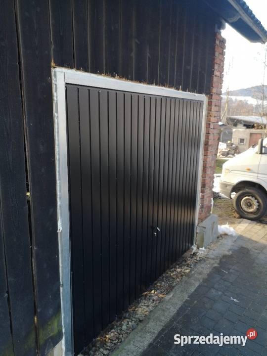 Brama garażowa uchylna 3000x2100 antracyt brąz ocynk dolnośląskie Wrocław