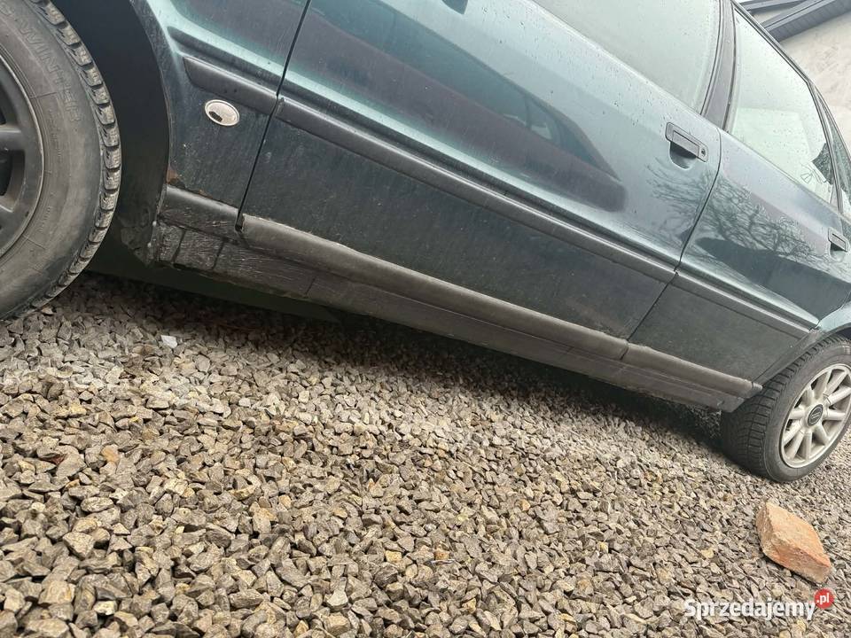 Sprzedam Audi 80 Pokrzywnica