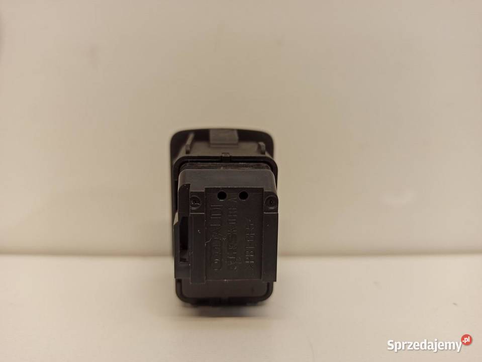 AUDI A6 C7 A7 A8 D4 PRZYCISK WŁĄCZNIK ALARMU osobowe dolnośląskie sprzedam