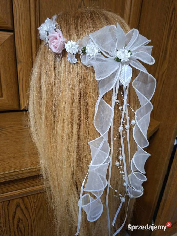 Wianuszek komunijny delikatny Borów