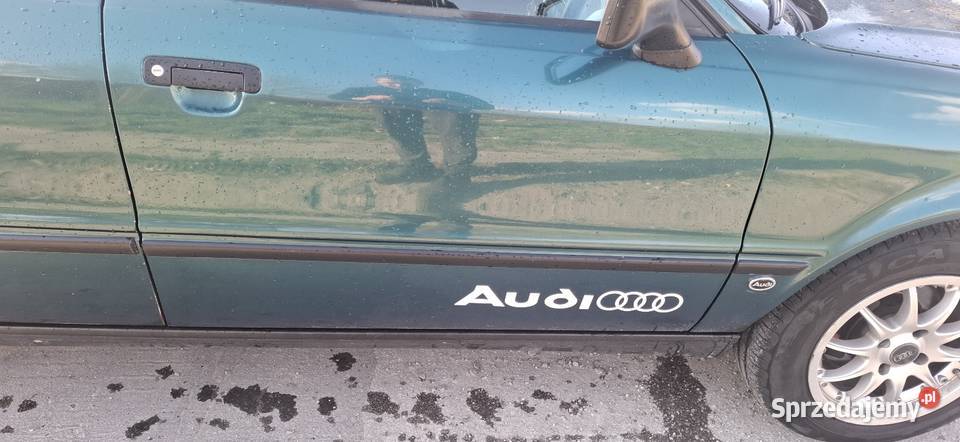 Sprzedam zamienie welurowa tapicerka 80