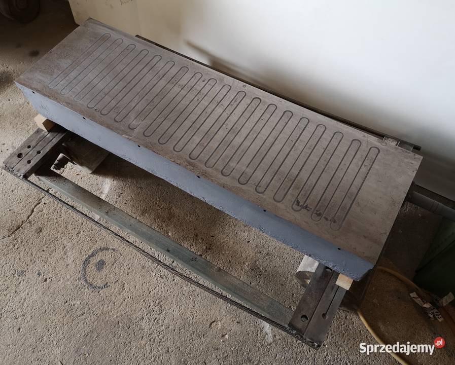 Stół elektromagnetyczny 1000x300 Ełk