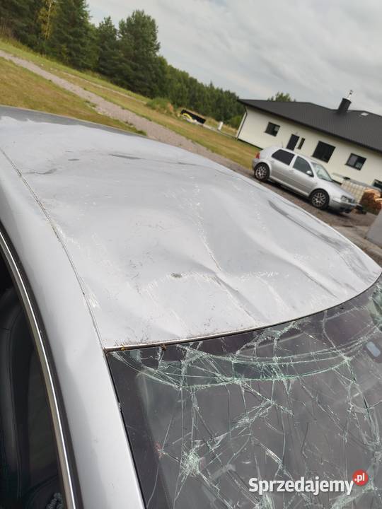 Passat CC uszkodzony Rok produkcji 2009
